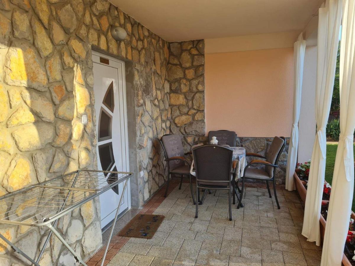 Apartman Ruza Krk Town Eksteriør bilde